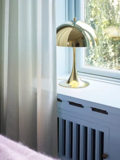 Louis Poulsen Innenleuchten>Tischleuchte Panthella 320 Messing Metallisert