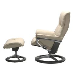 Stressless Sessel>Mayfair Signature Sessel mit Hocker M Leder Batick Cream Grau Chrom